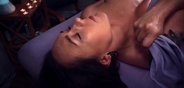  MODEL TIME - Sinn Sage is Horny After Her Massage